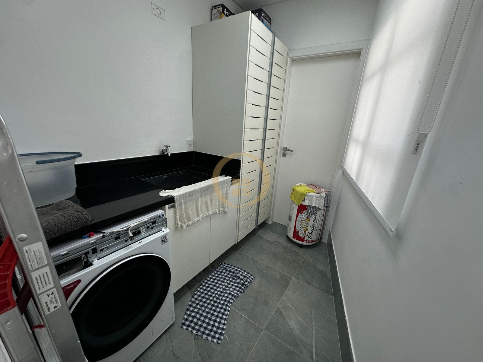 Apartamento Frente ao Mar nas Pitangueiras, Guarujá - SP