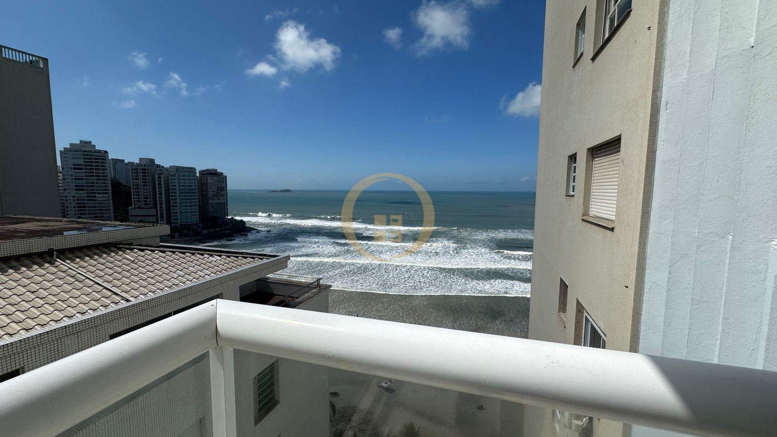 Apartamento Frente ao Mar-3-dormitorios-Pitangueiras