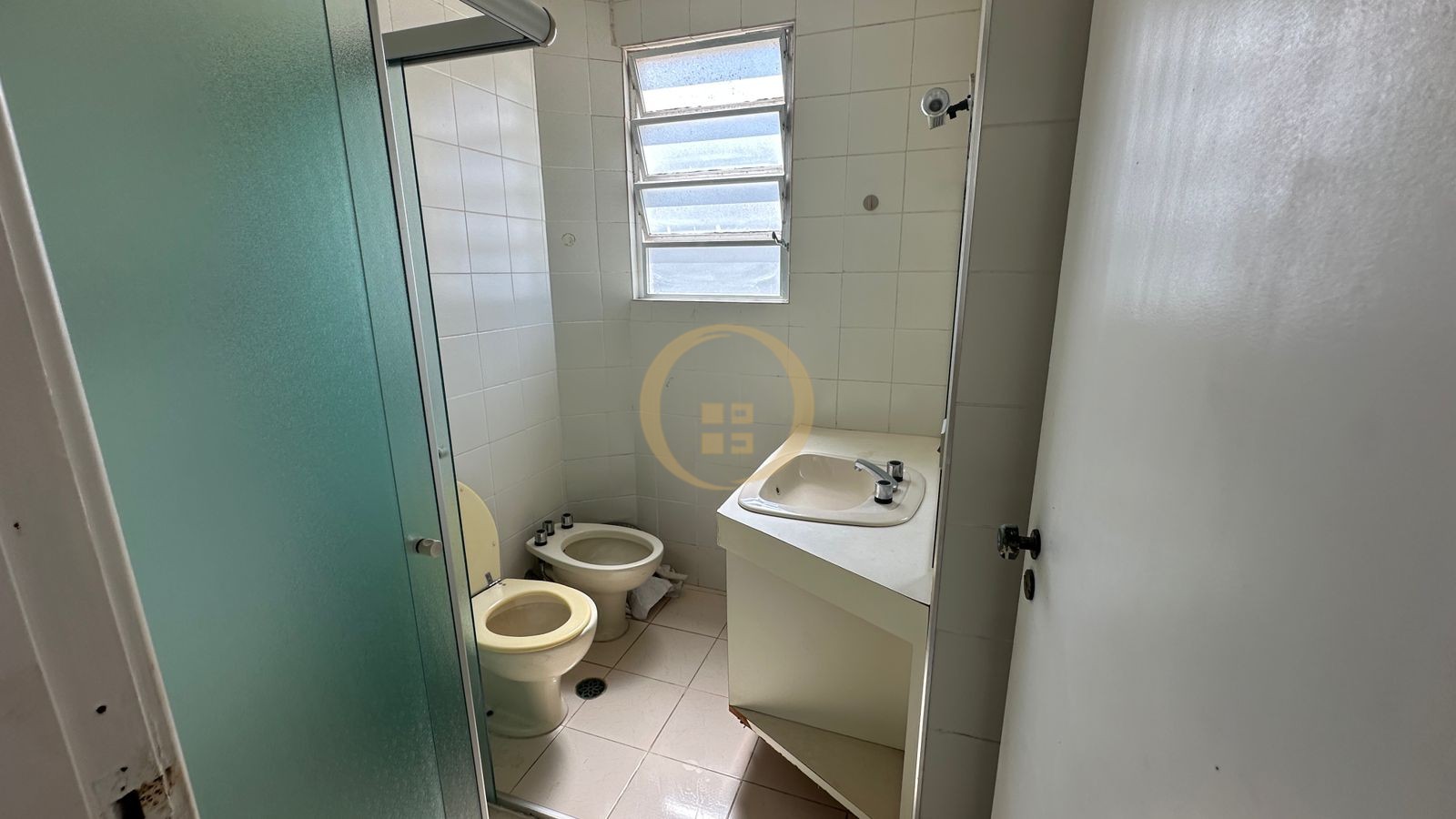 Apartamento Frente ao Mar-3-dormitorios-Pitangueiras