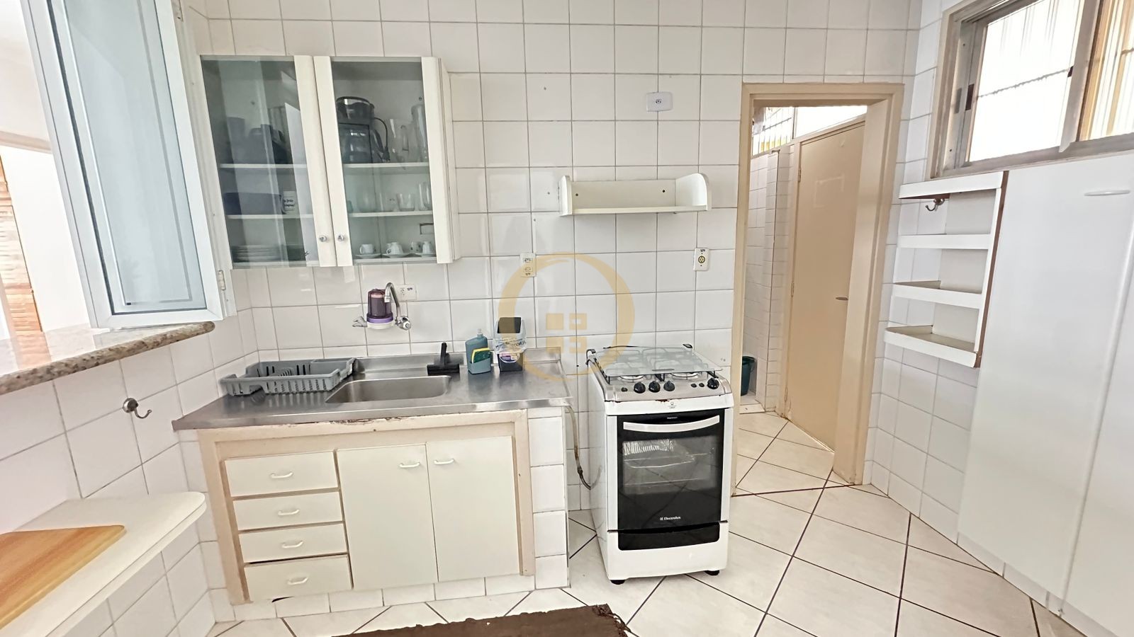 Apartamento na Praia das Pitangueiras, Guarujá - SP