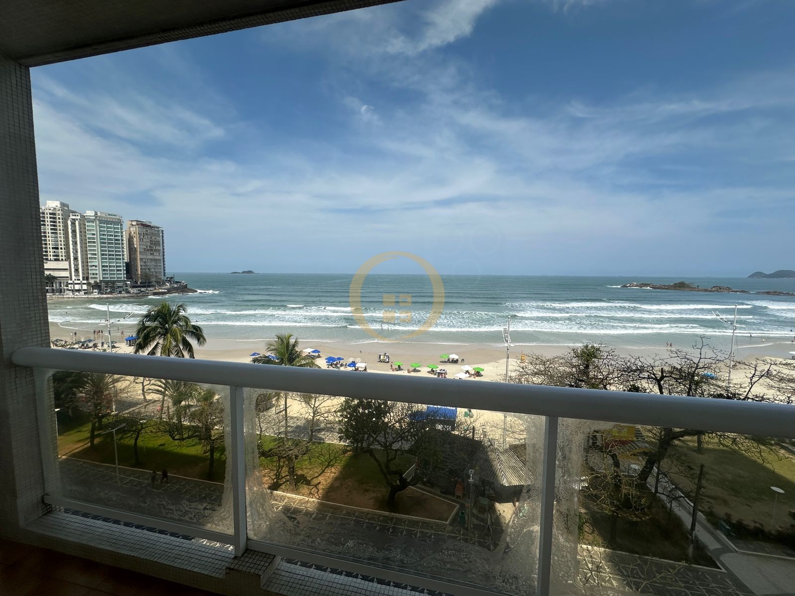 Apartamento Frente ao Mar nas Pitangueiras, Guarujá - SP