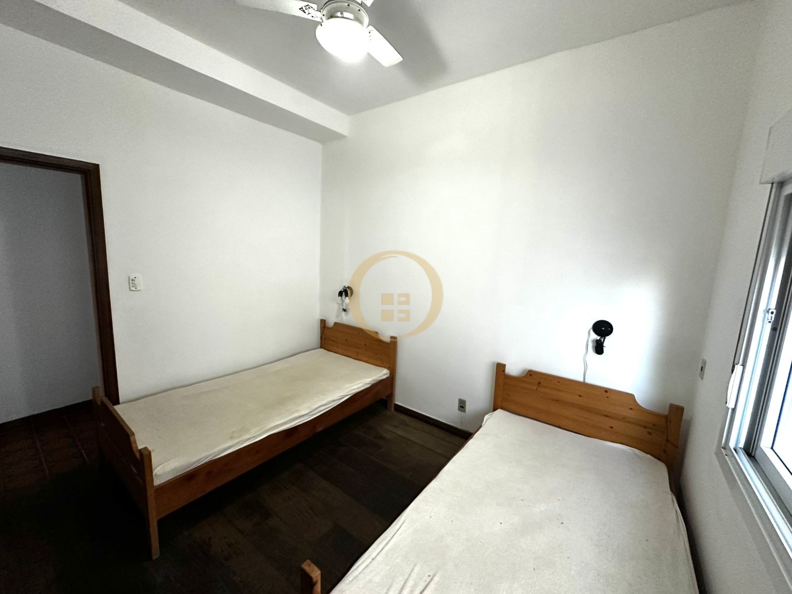 Apartamento Frente ao Mar nas Pitangueiras, Guarujá - SP