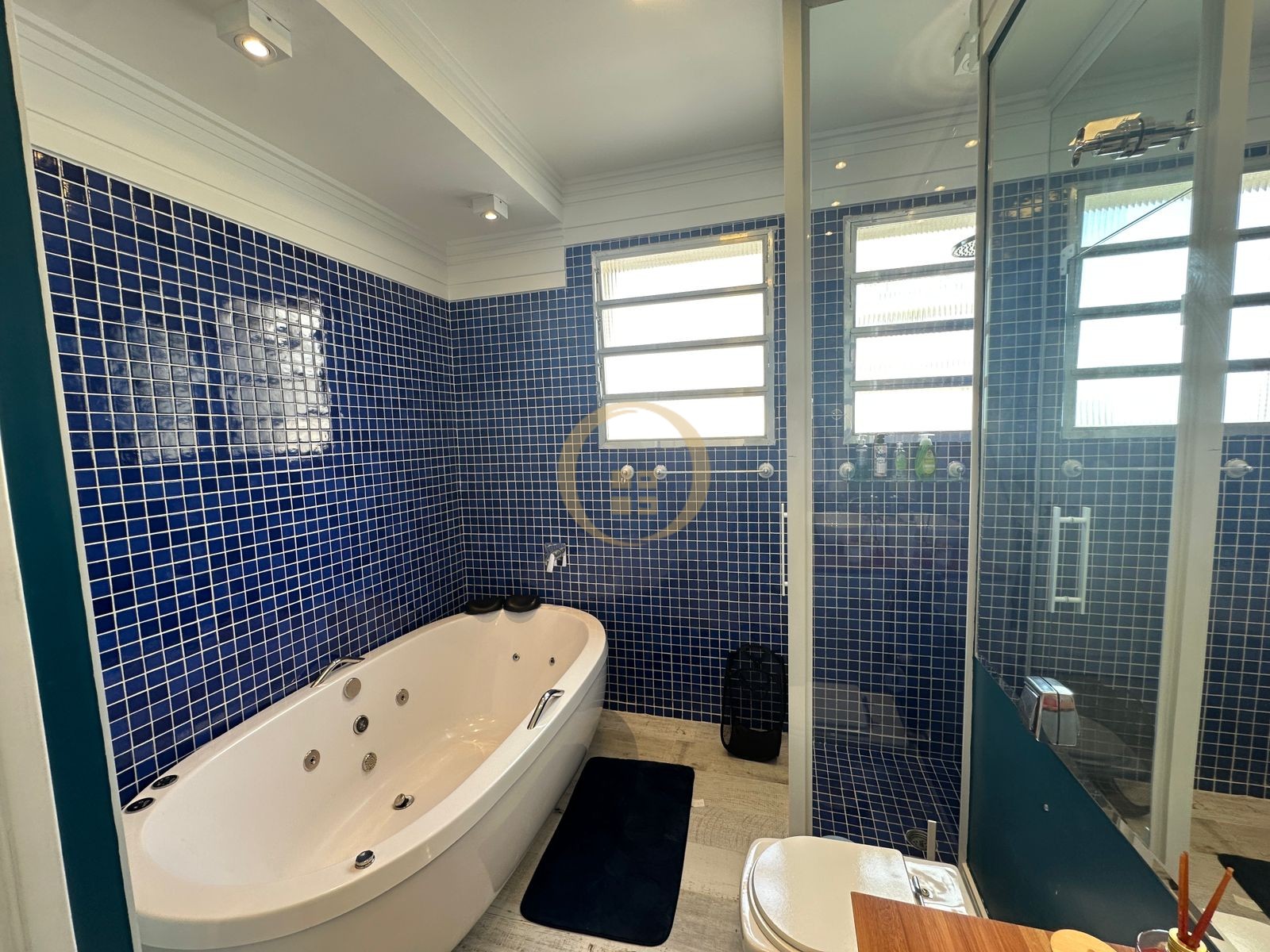 Apartamento Frente ao Mar nas Pitangueiras, Guarujá - SP