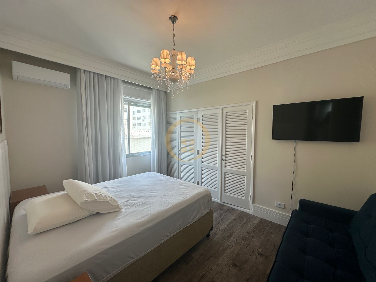 Apartamento Frente ao Mar nas Pitangueiras, Guarujá - SP