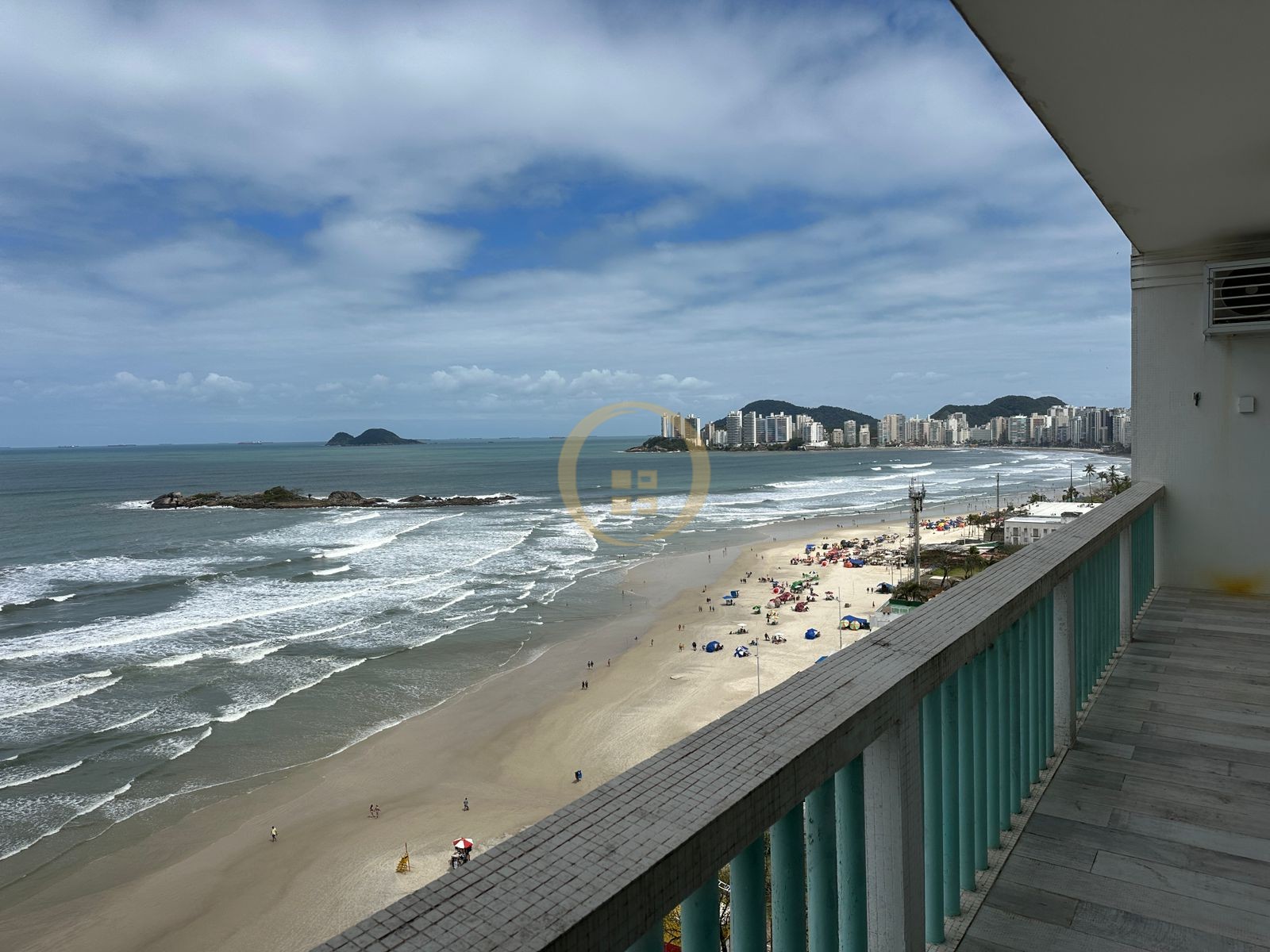 Apartamento Frente ao Mar nas Pitangueiras, Guarujá - SP