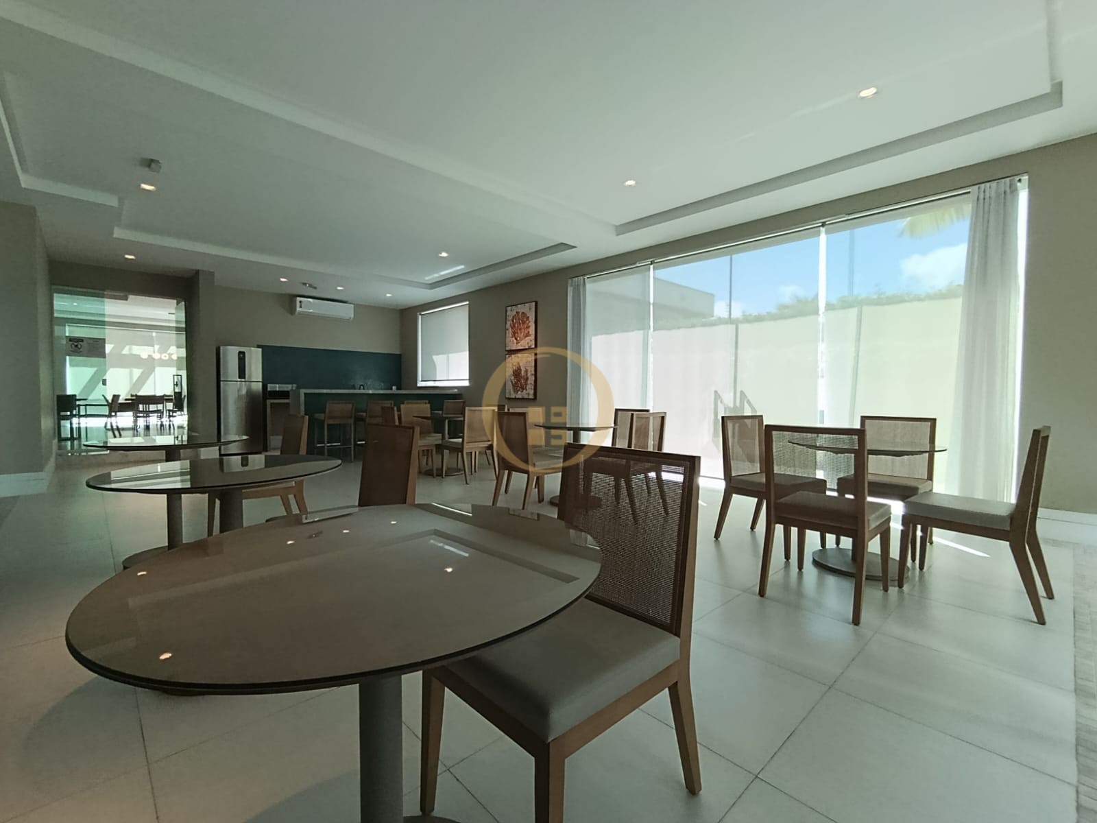 Apartamento na Praia da Enseada, Guarujá - SP