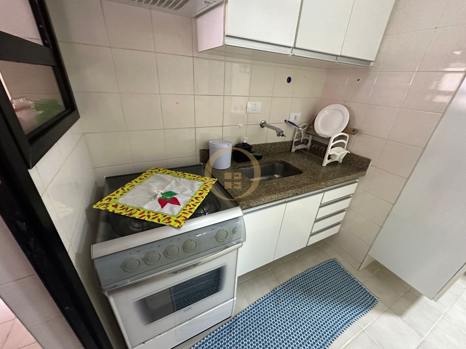 Apartamento na Praia das Pitangueiras, Guarujá - SP