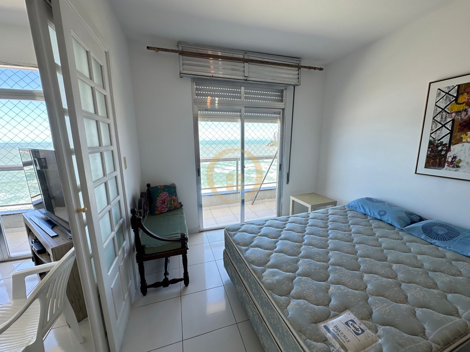 Apartamento Frente ao Mar, Praia Pitangueiras, Guarujá - SP