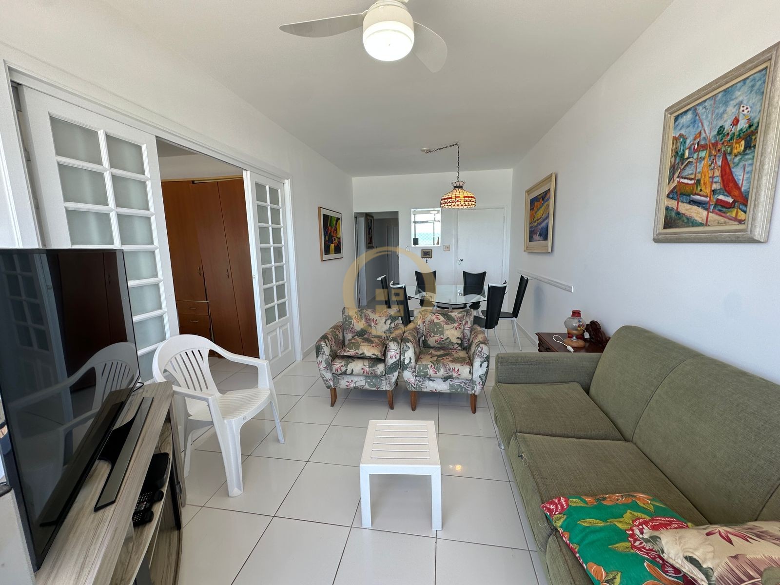 Apartamento Frente ao Mar, Praia Pitangueiras, Guarujá - SP