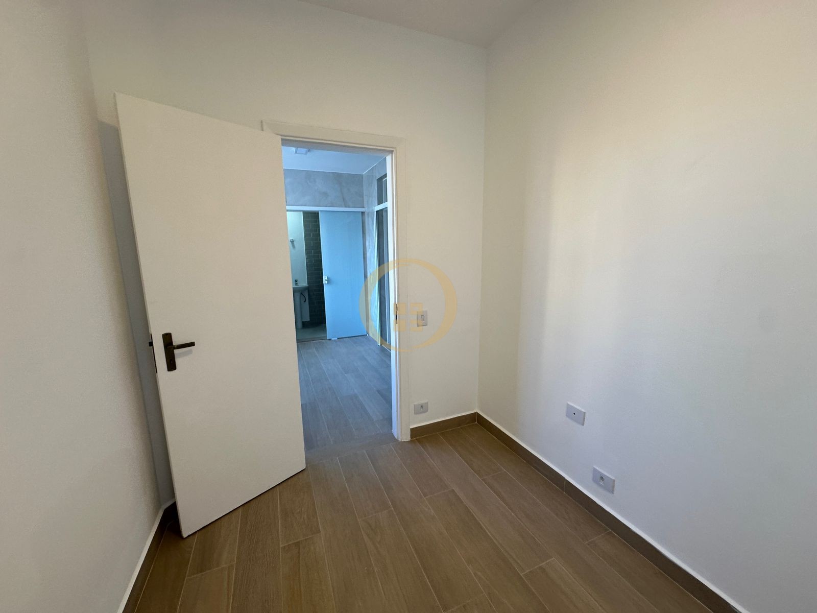 Apartamento Frente ao Mar nas Pitangueiras, Guarujá - SP