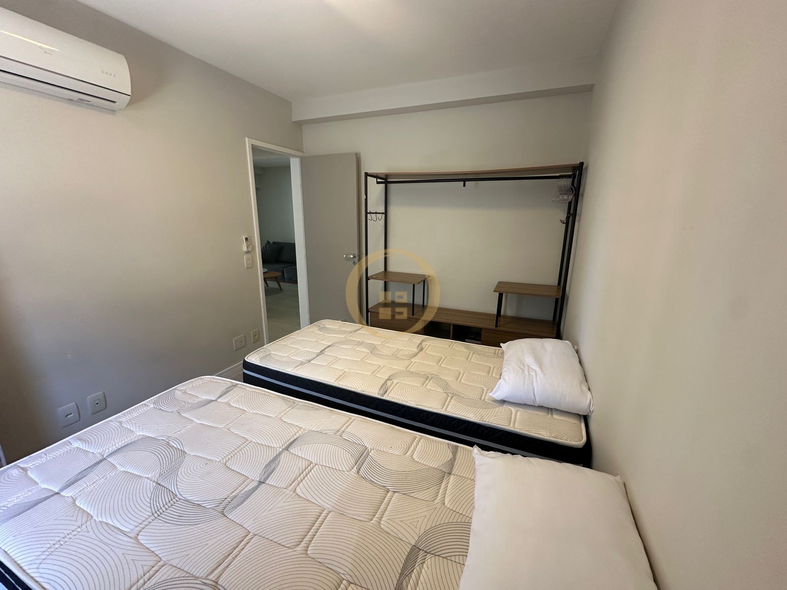 Apartamento na Praia das Astúrias, Guarujá - SP