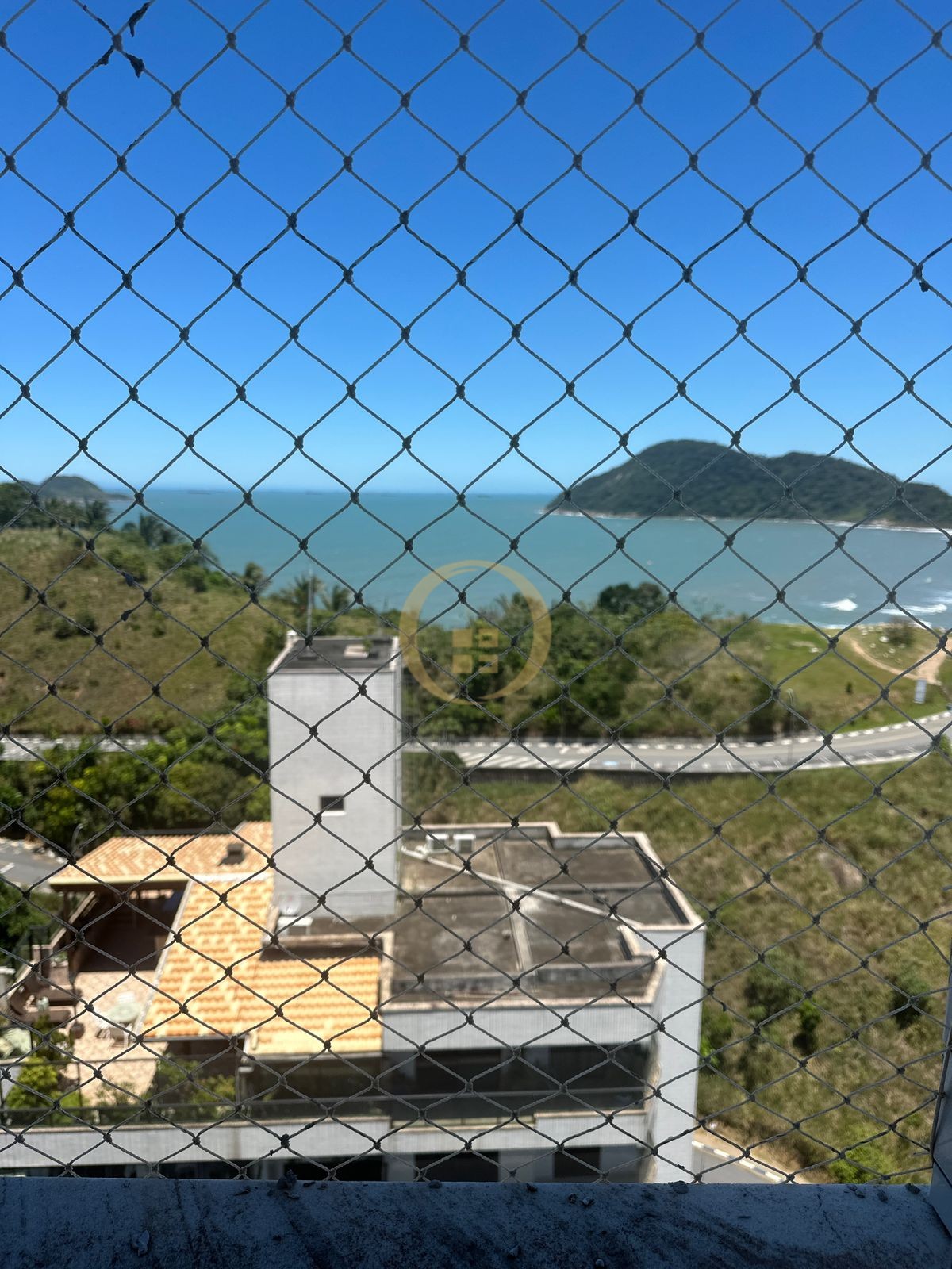 Apartamento na Praia das Astúrias, Guarujá - SP