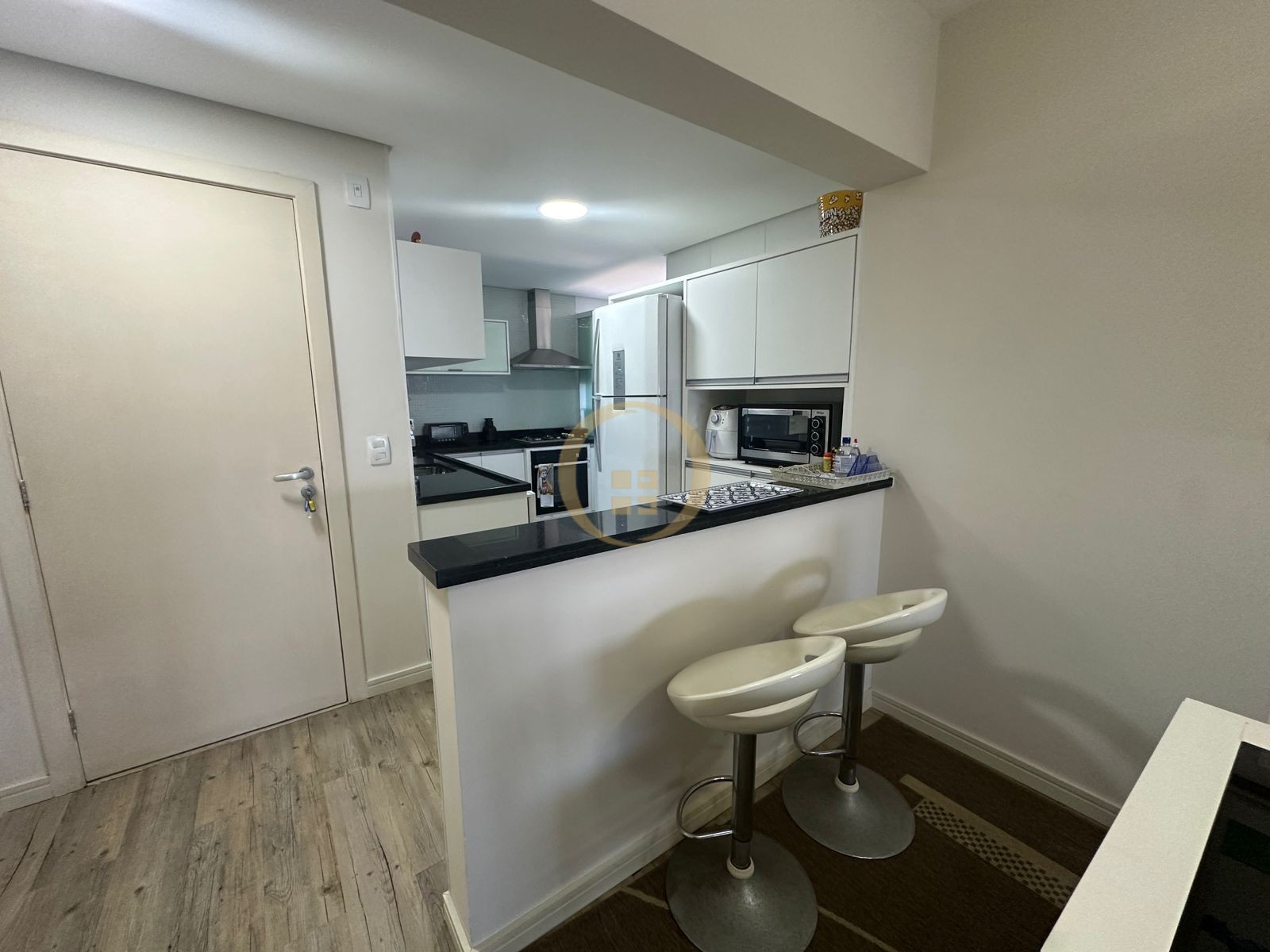 Apartamento na Praia das Astúrias, Guarujá - SP