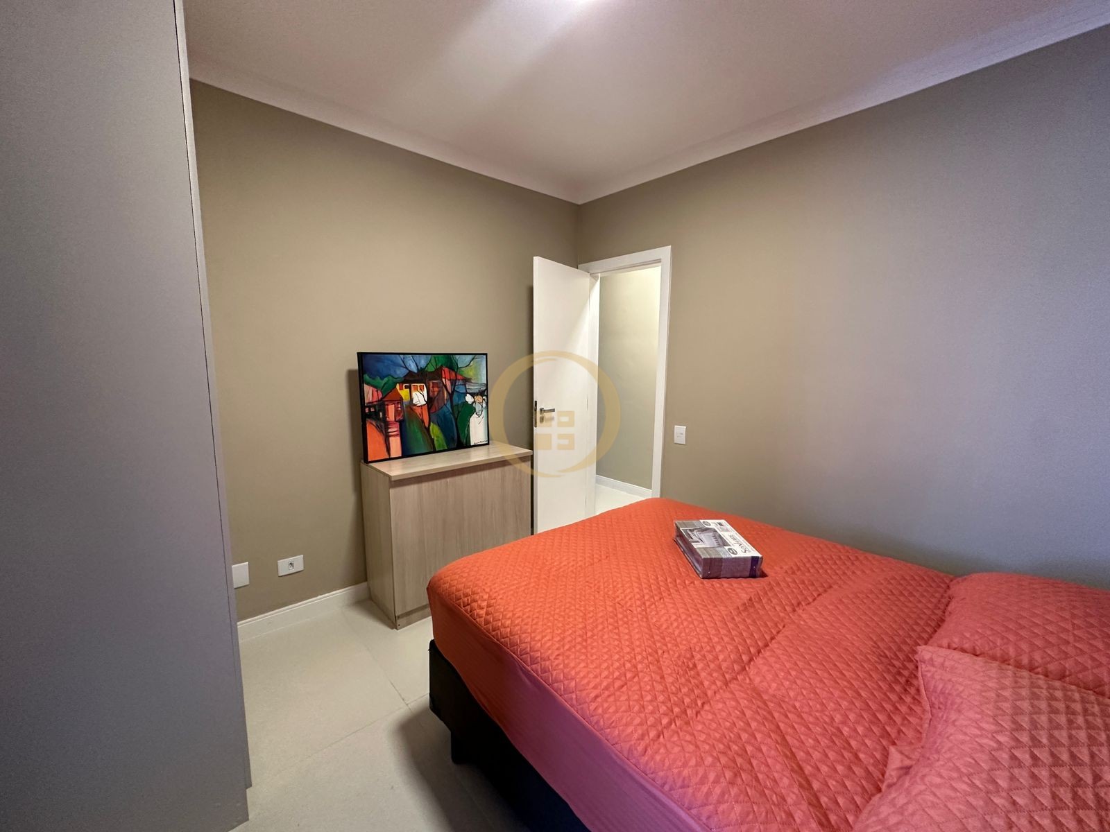 Apartamento na Praia das Pitangueiras, Guarujá - SP
