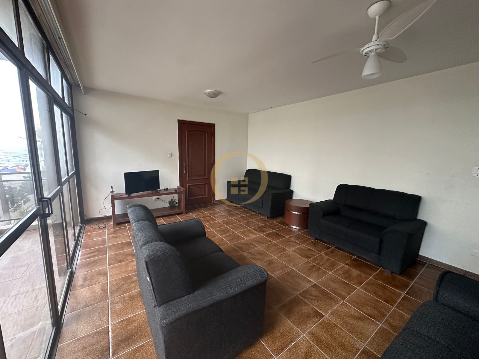 Apartamento Frente ao Mar nas Pitangueiras, Guarujá - SP