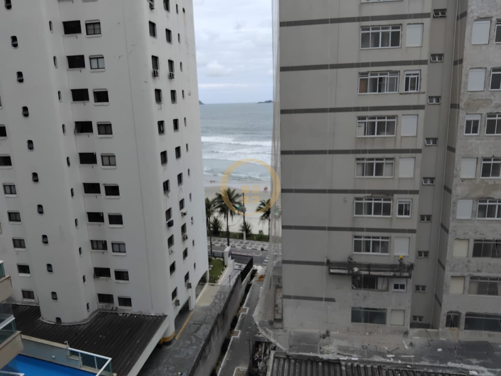 Apartamento na Praia das Astúrias, Guarujá - SP