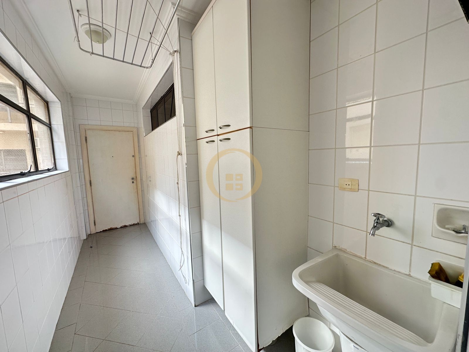 Apartamento Frente ao Mar nas Pitangueiras, Guarujá - SP