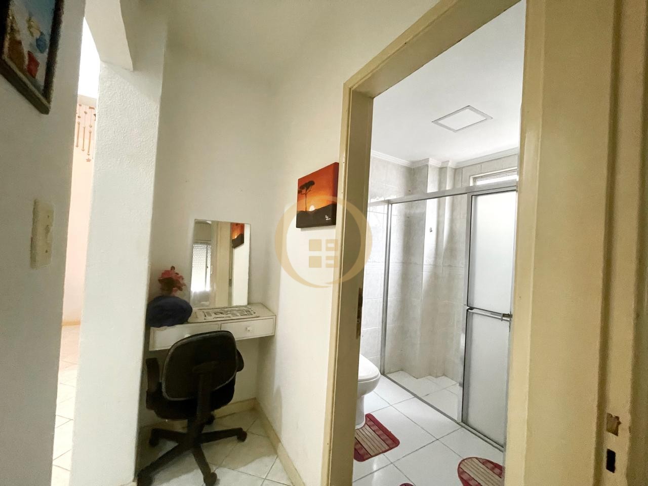 Apartamento na Praia das Pitangueiras, Guarujá - SP