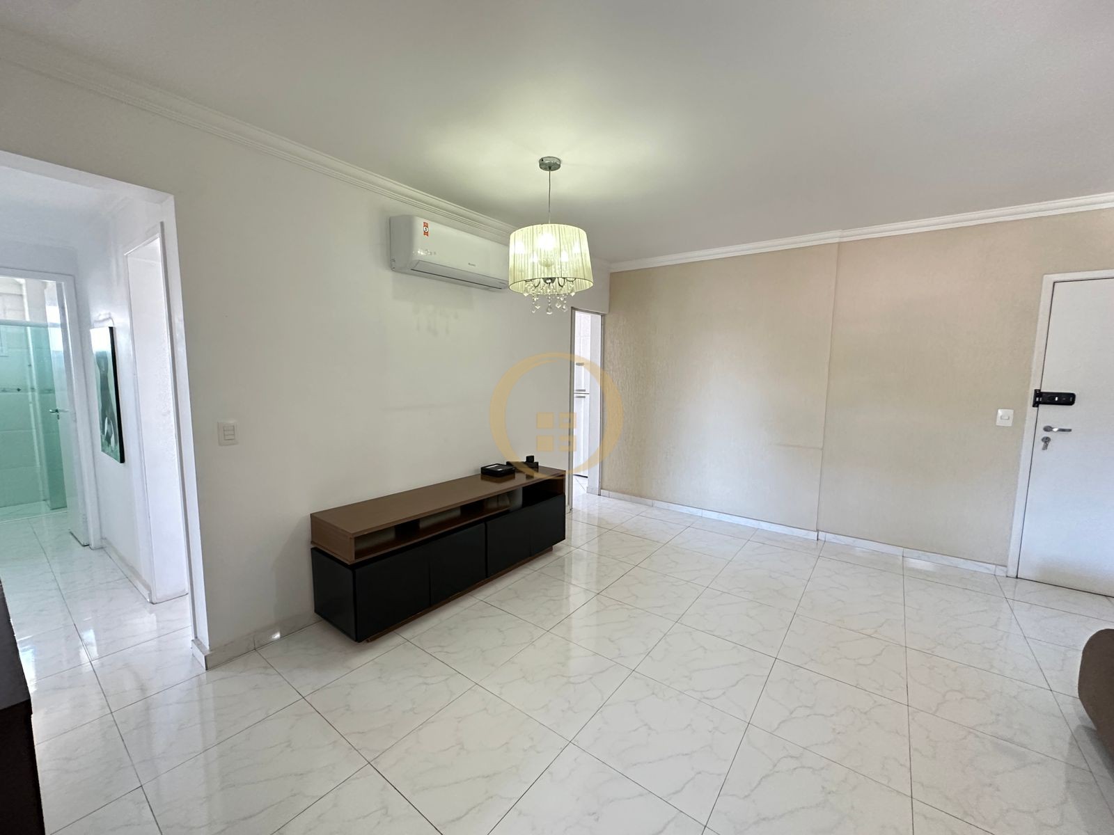 Apartamento na Praia das Astúrias, Guarujá - SP