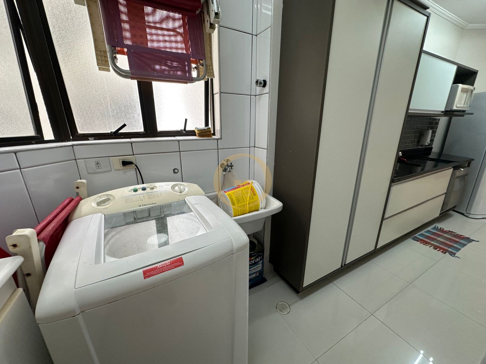 Apartamento na Praia da Enseada, Guarujá - SP