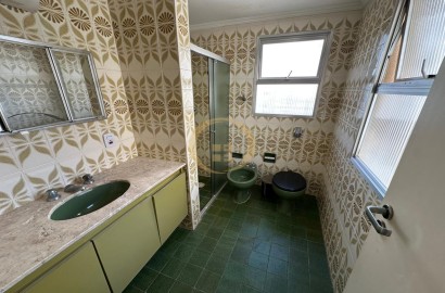 Apartamento na Praia das Pitangueiras, Guarujá - SP