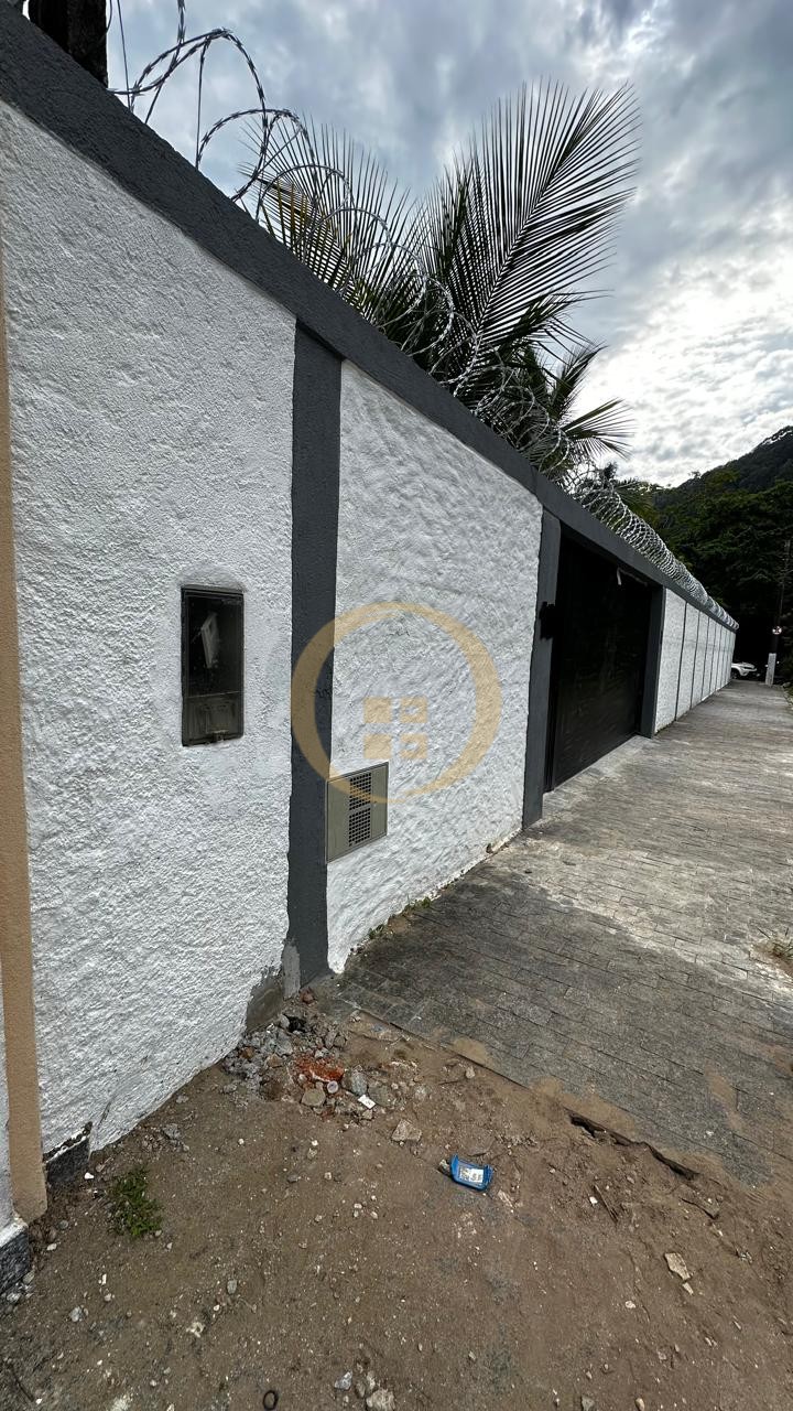 Casa na Praia do Guaiuba, Guarujá - SP