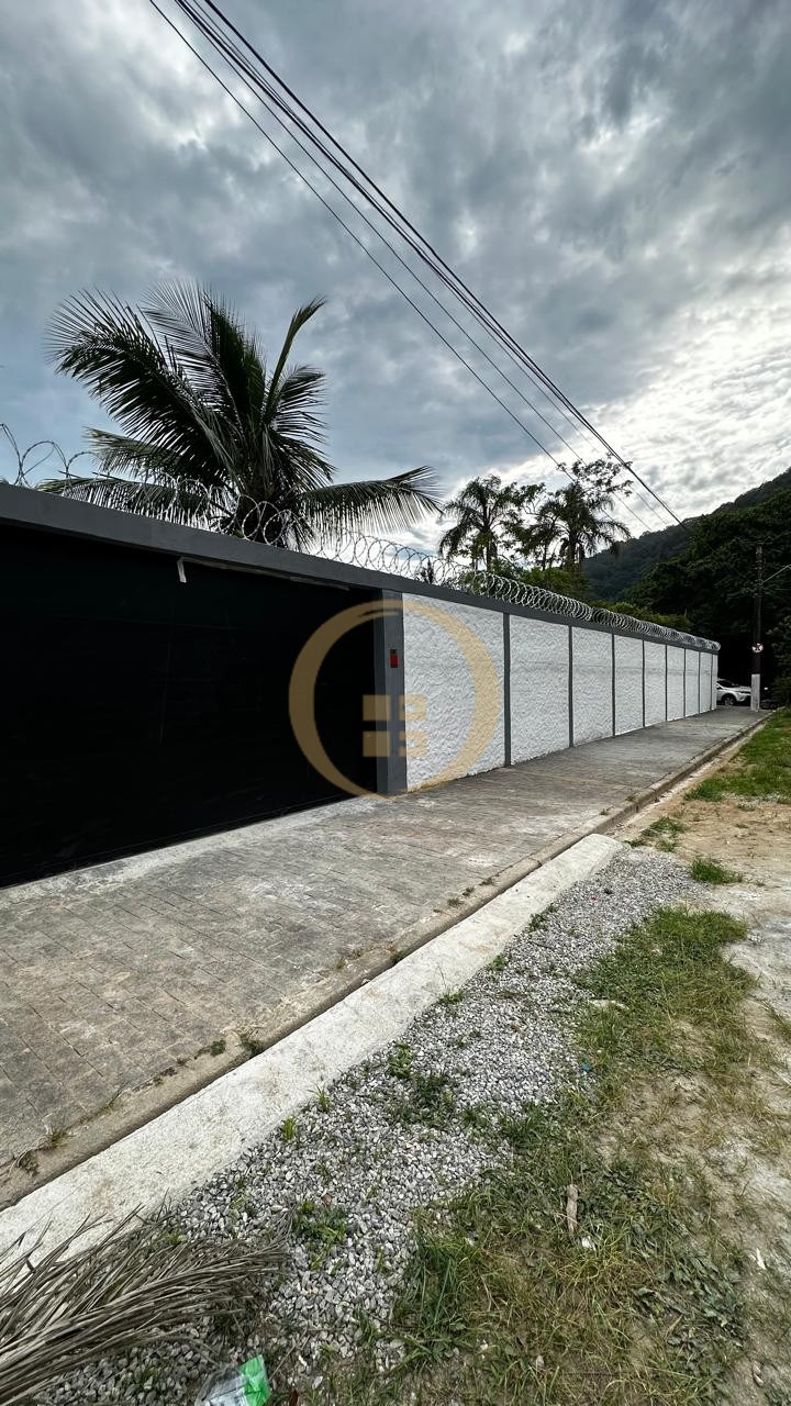 Casa na Praia do Guaiuba, Guarujá - SP