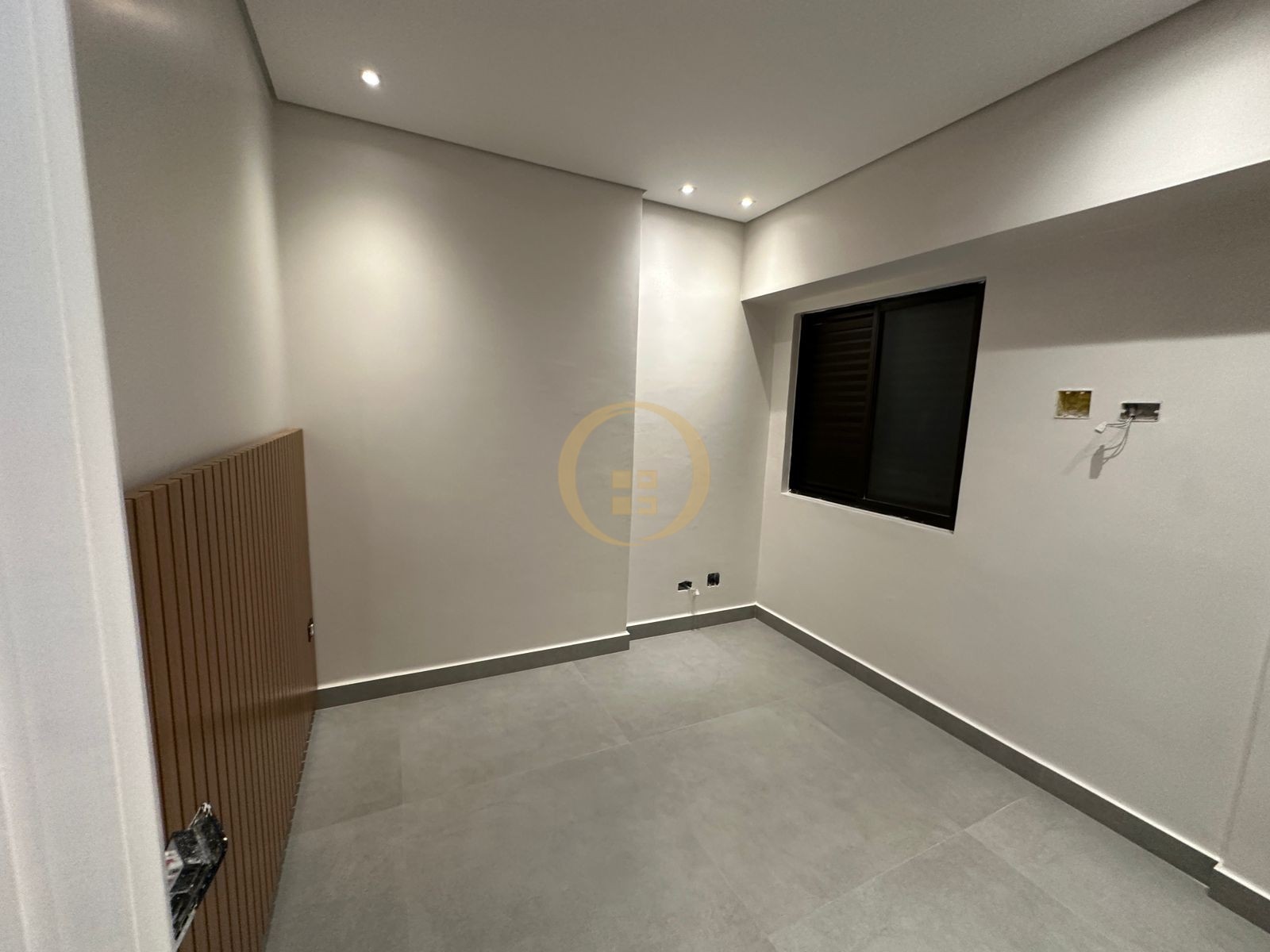 Apartamento na Praia da Enseada, Guarujá - SP