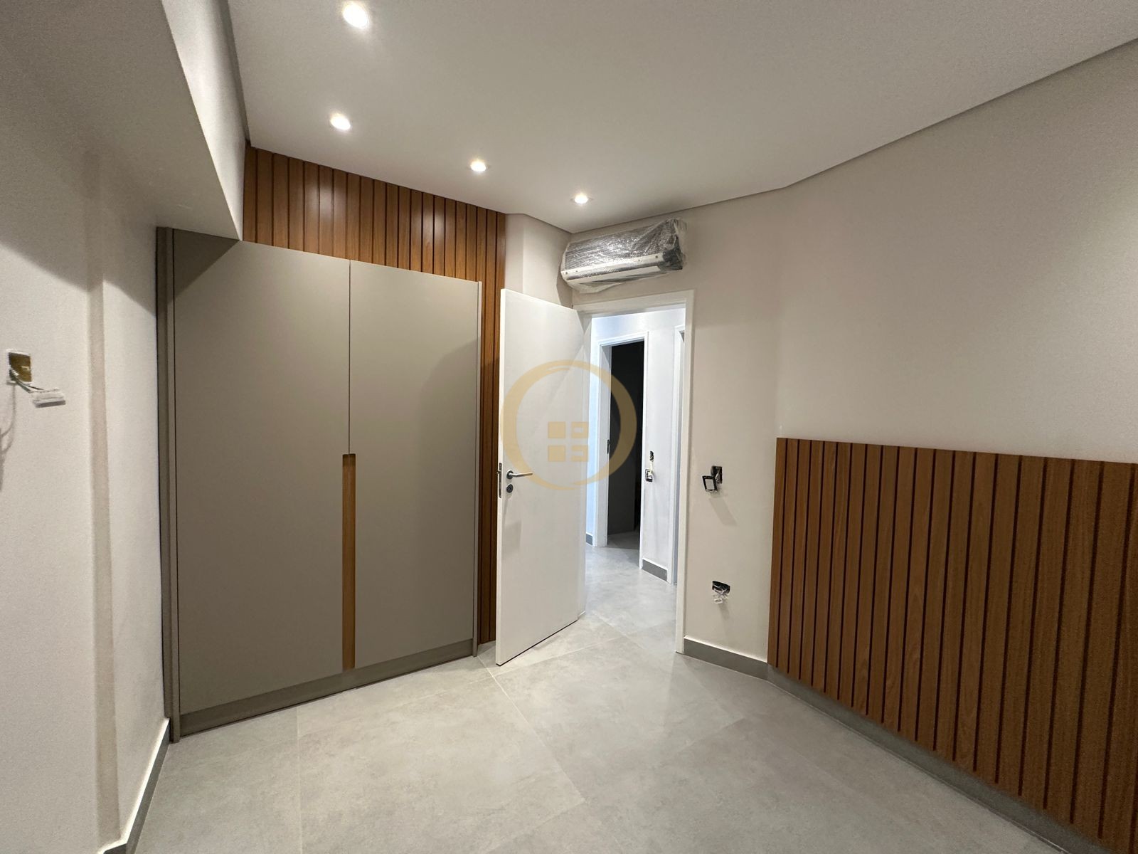 Apartamento na Praia da Enseada, Guarujá - SP