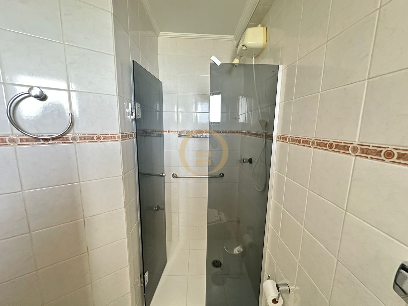 Apartamento na Praia da Enseada, Guarujá - SP