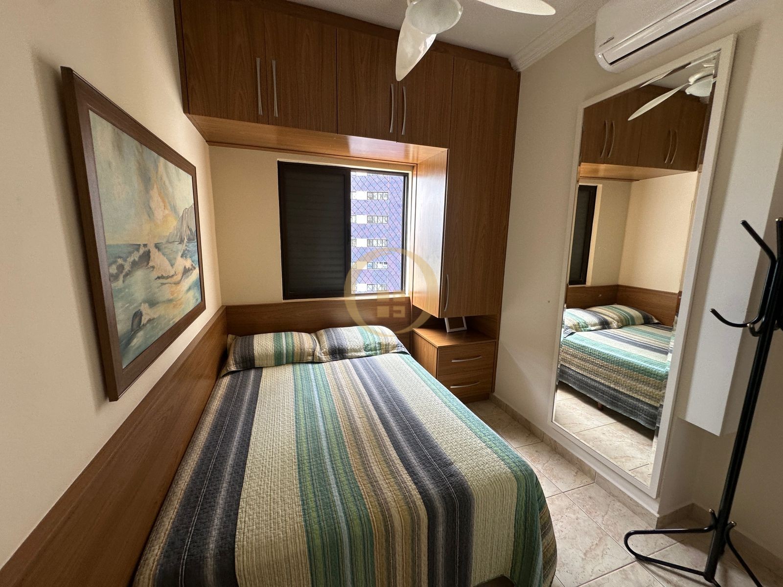 Apartamento na Praia da Enseada, Guarujá - SP