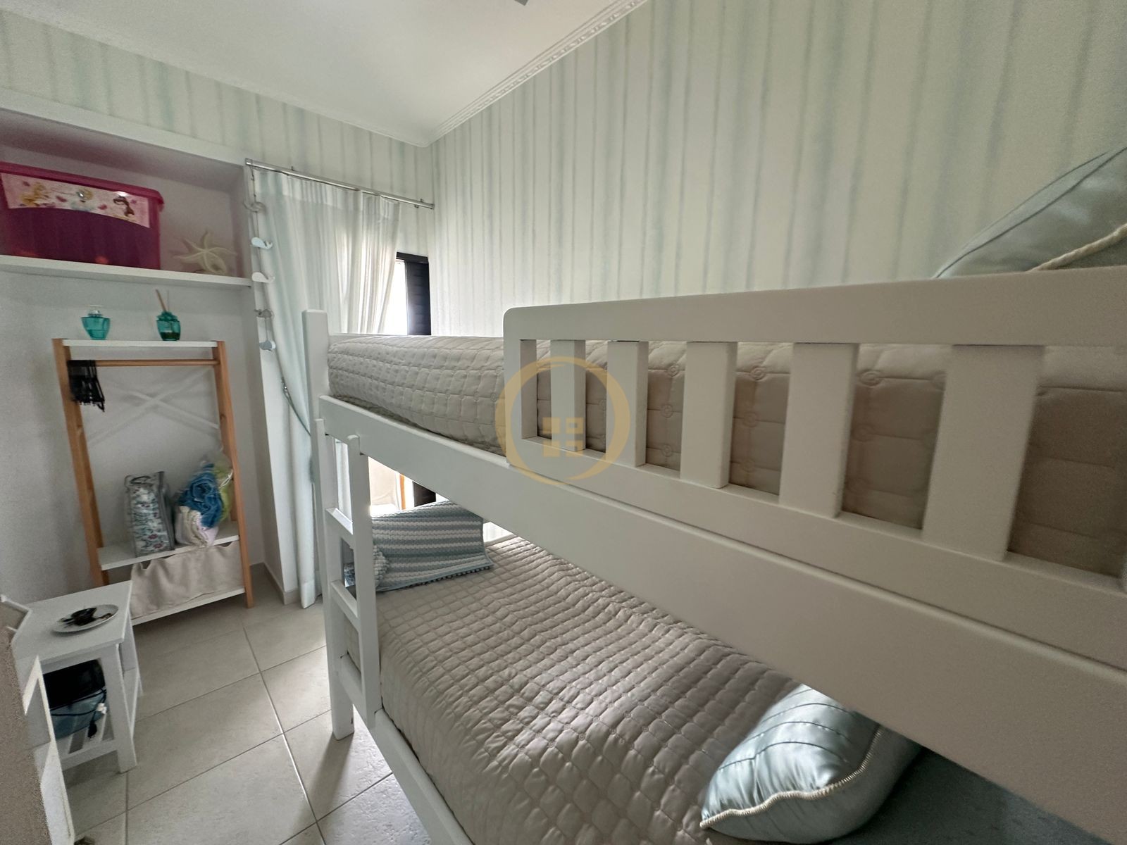 Apartamento na Praia da Enseada, Guarujá - SP