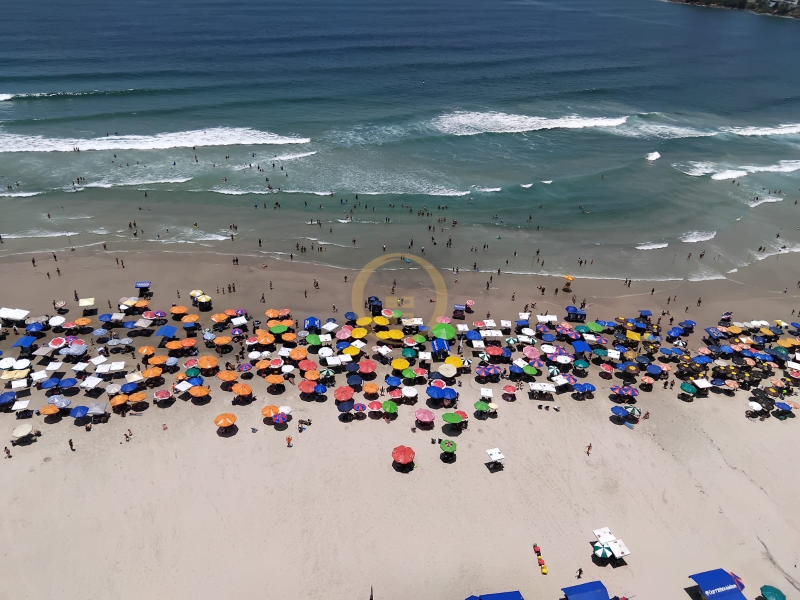 Apartamento Frente ao Mar nas Pitangueiras, Guarujá - SP