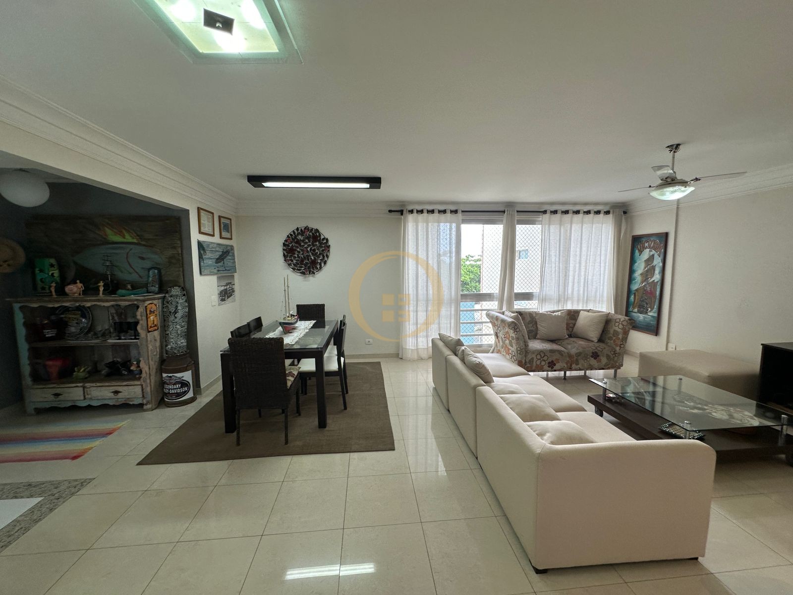 Apartamento Frente ao Mar, Pitangueiras, Guarujá - SP