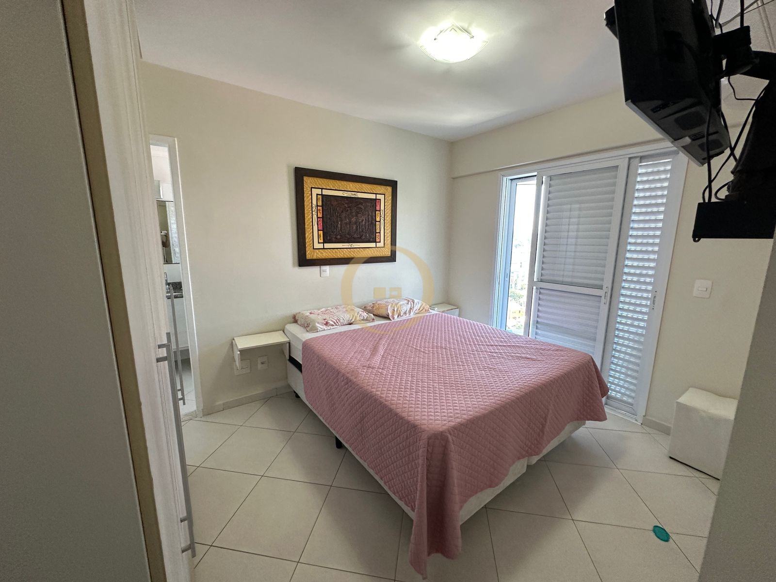 Apartamento na Praia das Astúrias/Tombo Guarujá - SP