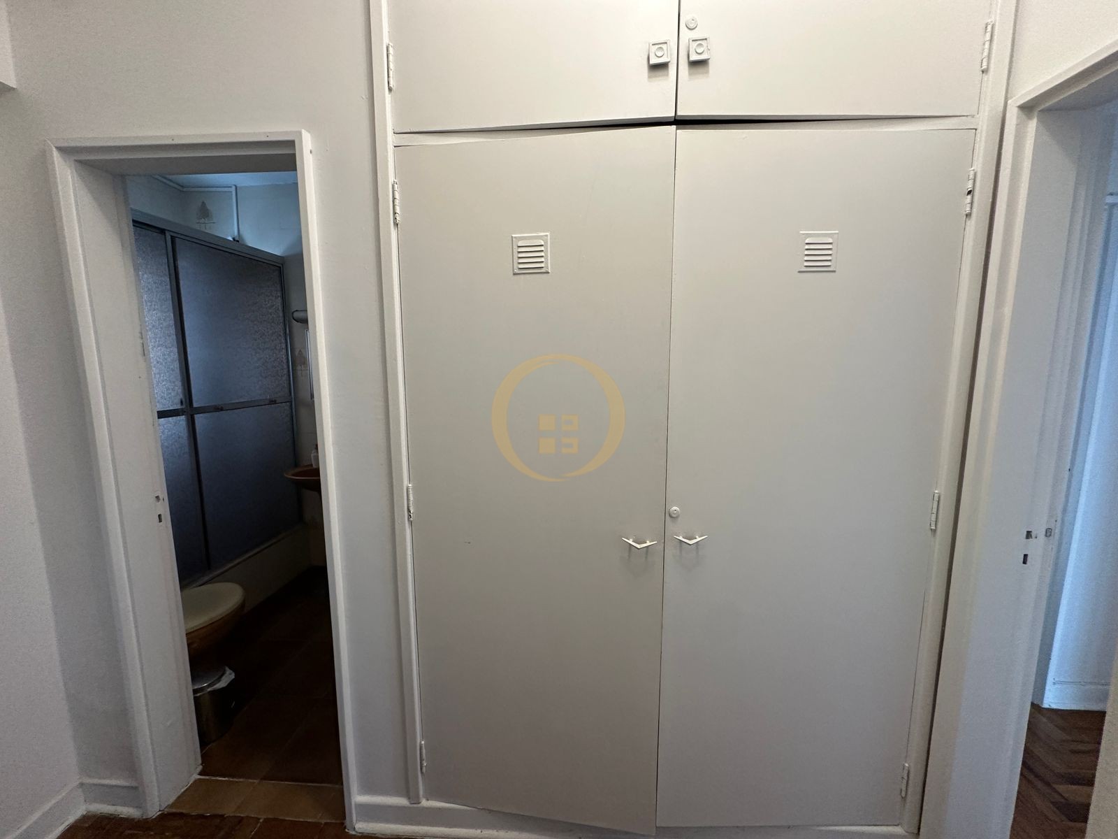Apartamento Frente ao Mar nas Pitangueiras, Guarujá - SP