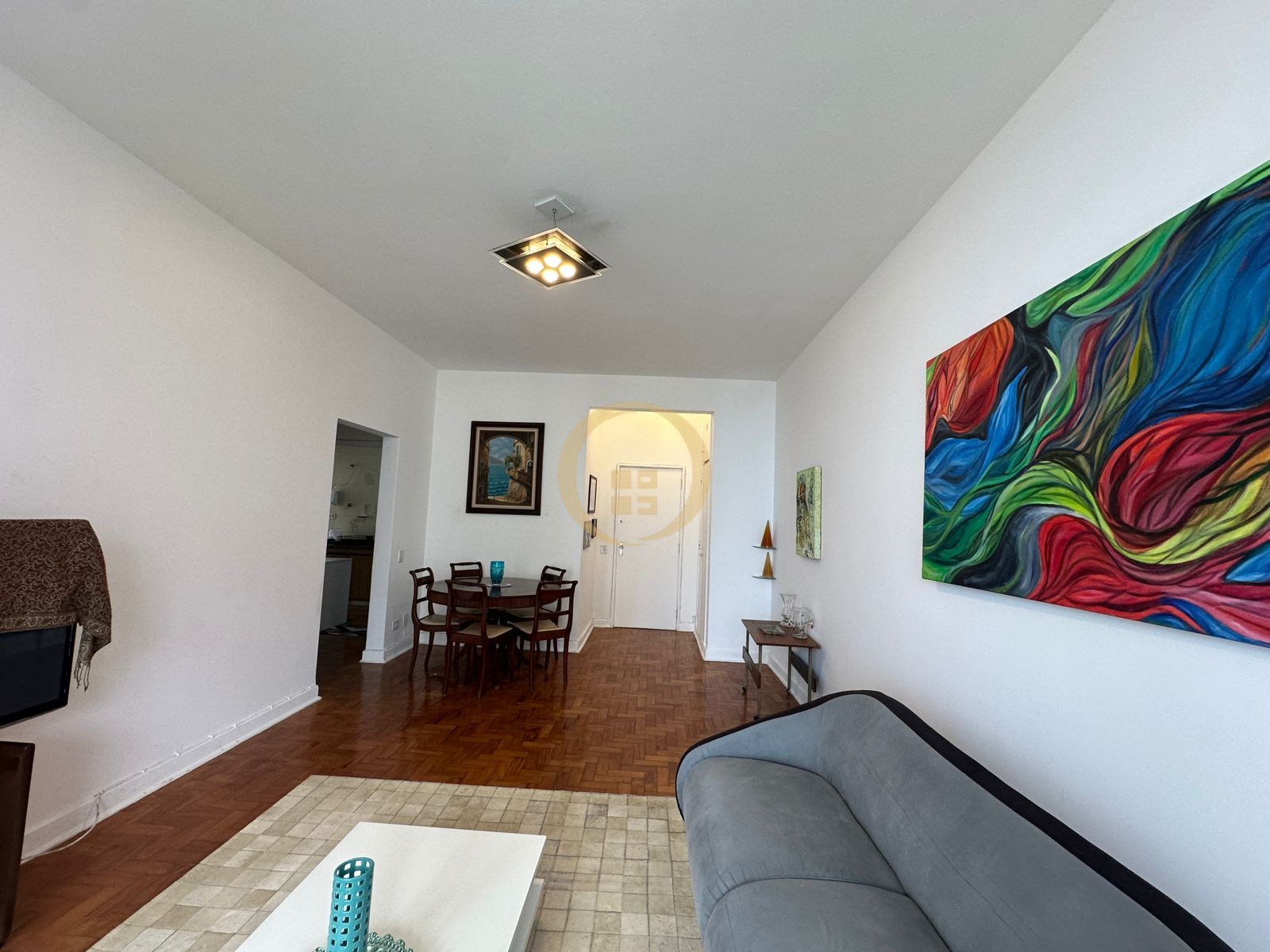 Apartamento Frente ao Mar nas Pitangueiras, Guarujá - SP