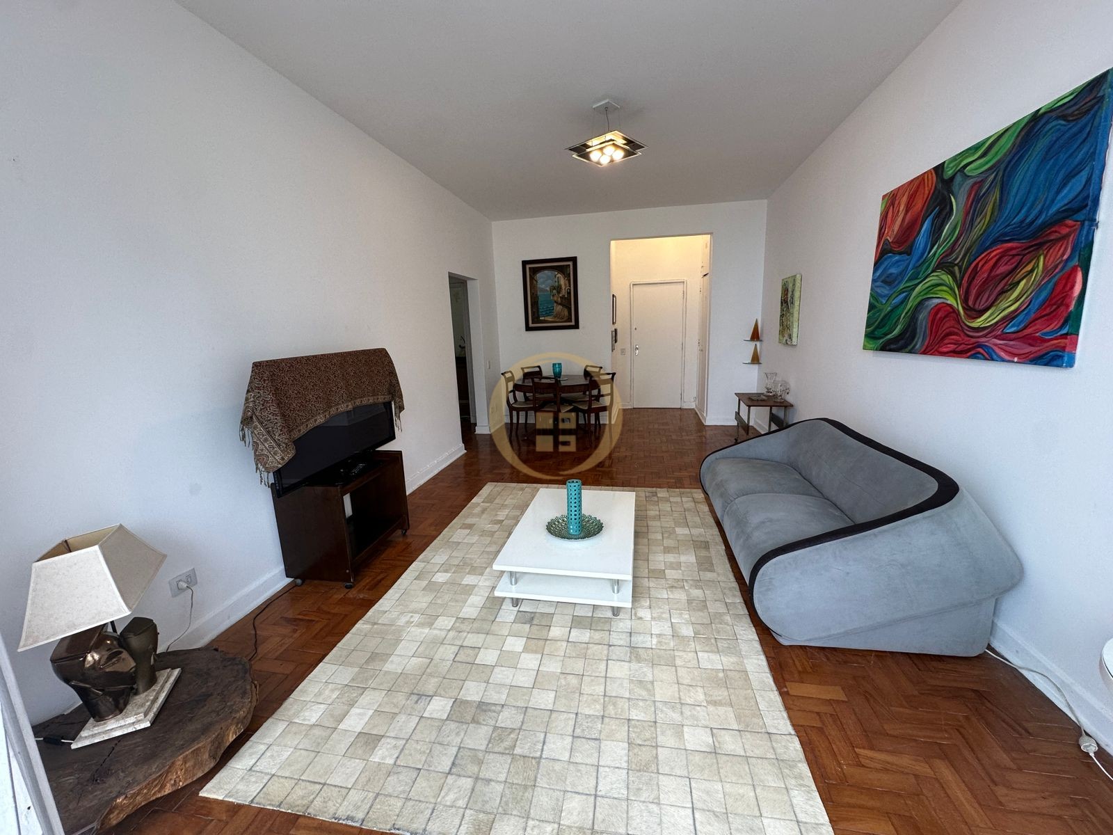 Apartamento Frente ao Mar nas Pitangueiras, Guarujá - SP
