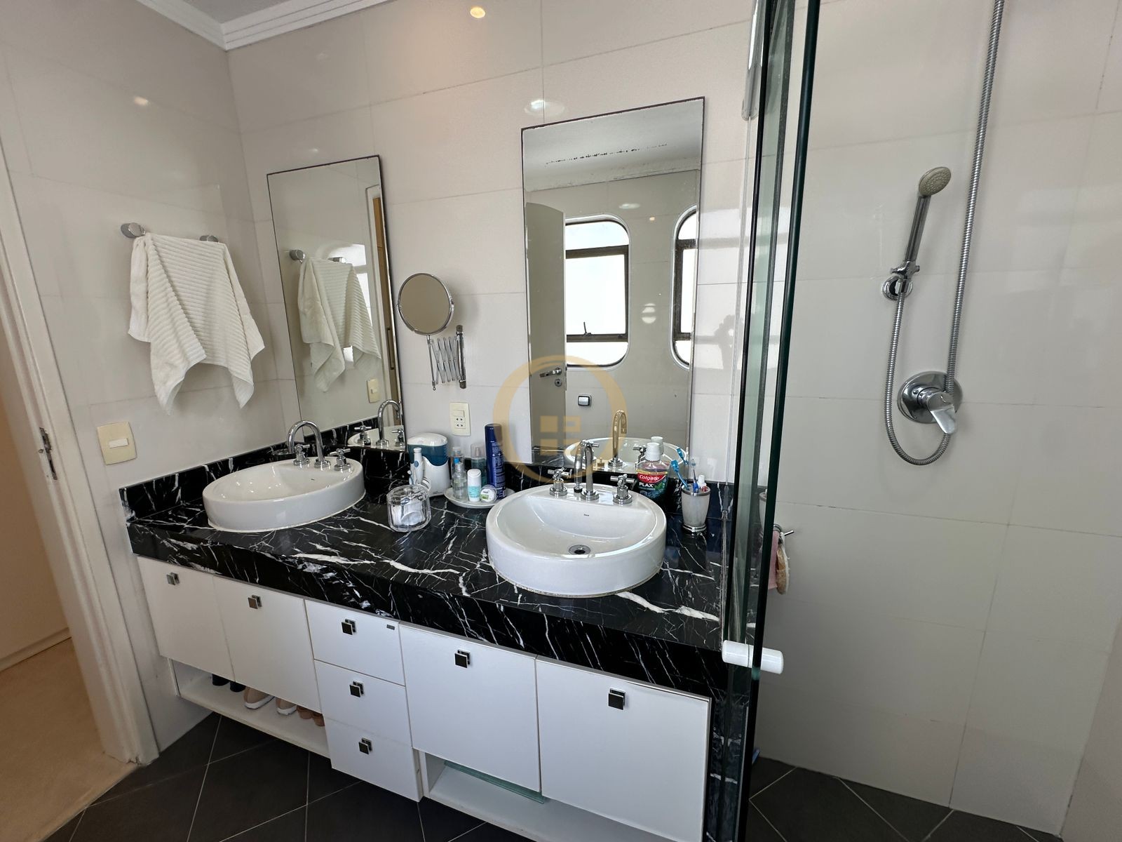 Apartamento Frente ao Mar-4-dormitorios-Vila Luis Antônio
