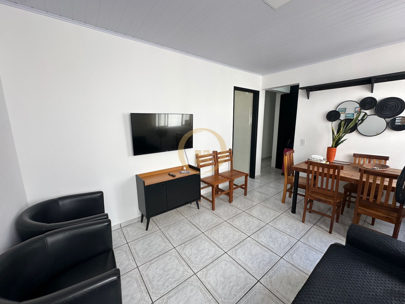 Apartamento na Praia da Enseada, Guarujá - SP