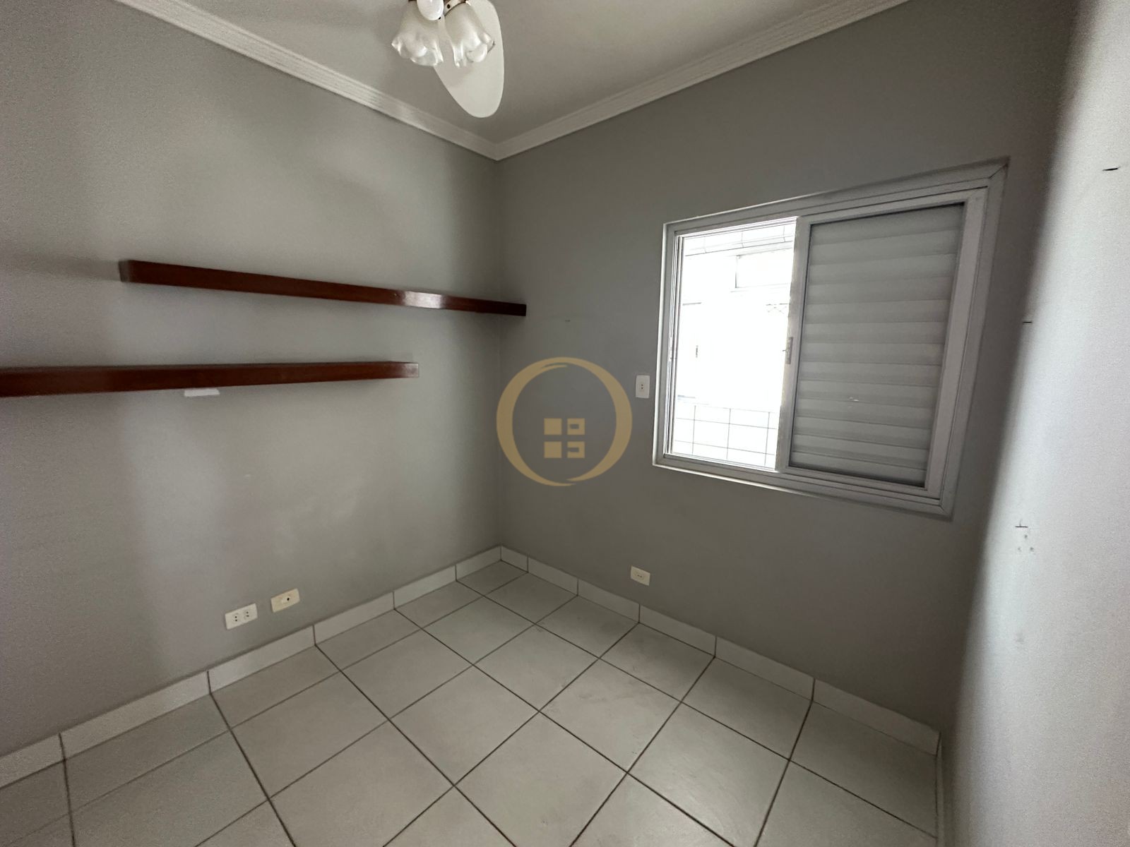 Apartamento na Praia da Pitanguerias - Guarujá