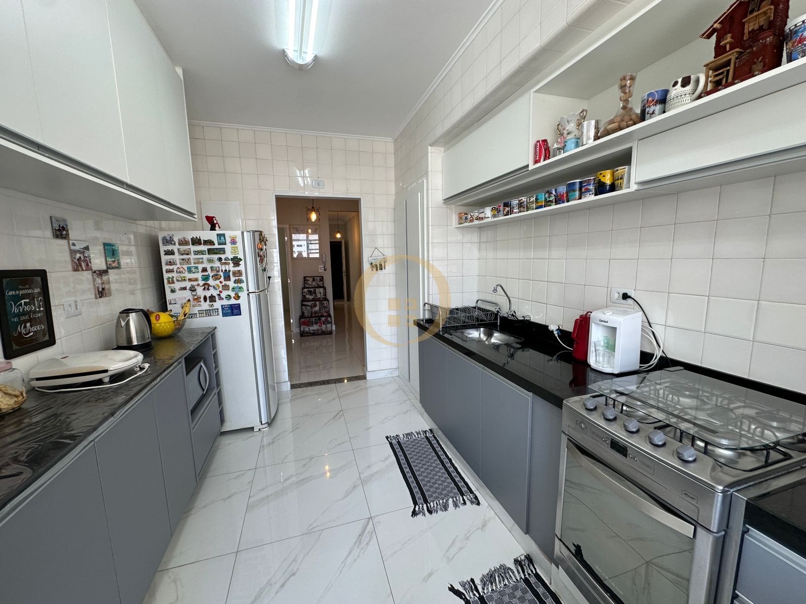 Apartamento Frente ao Mar nas Pitangueiras, Guarujá - SP