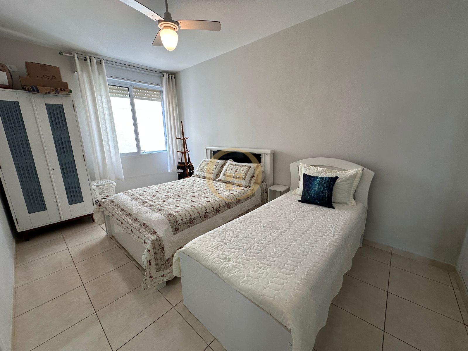 Apartamento Frente ao Mar nas Pitangueiras, Guarujá - SP