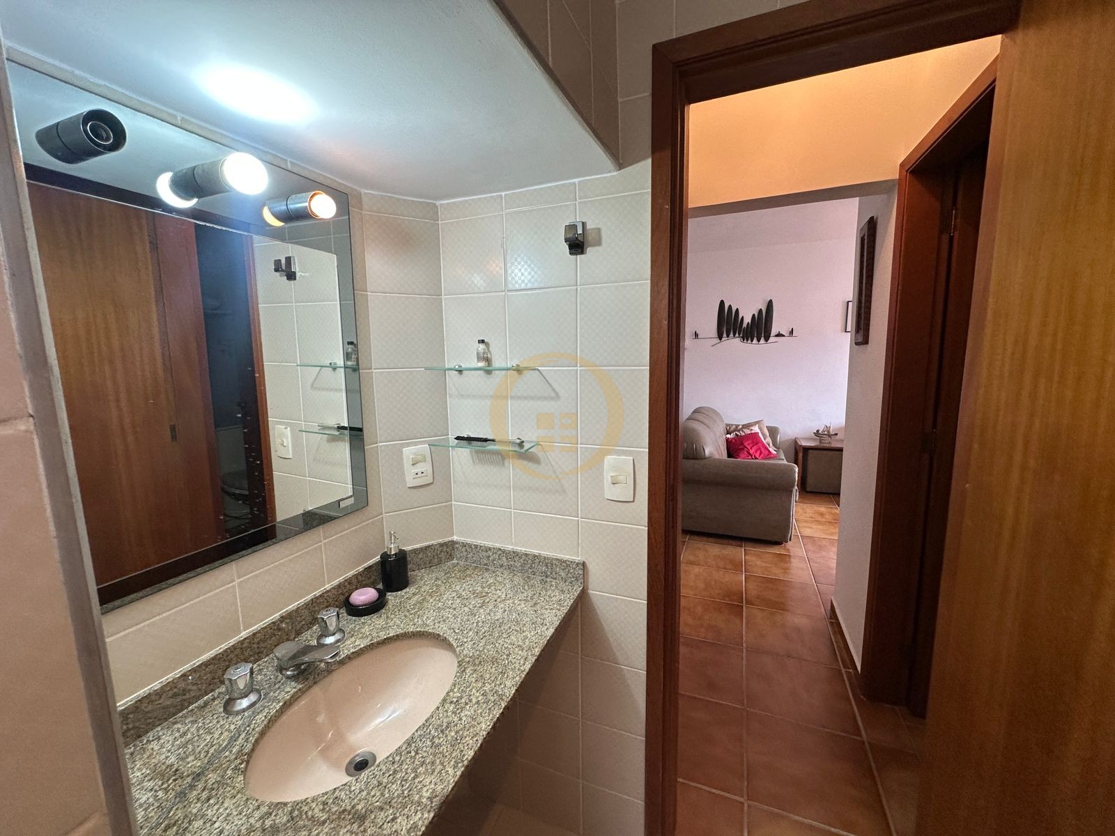 Apartamento na Praia da Enseada, Guarujá - SP