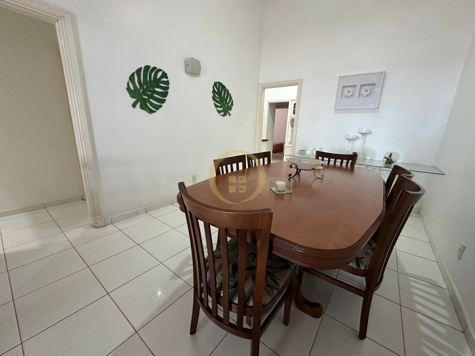Apartamento Frente ao Mar nas Pitangueiras, Guarujá - SP