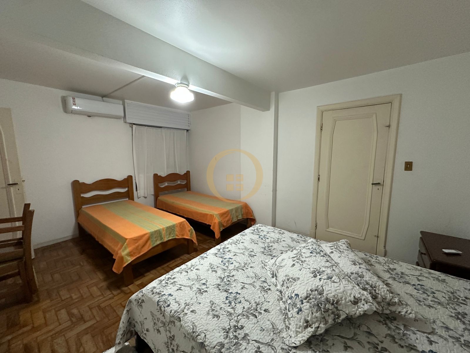 Apartamento Frente ao Mar nas Pitangueiras, Guarujá - SP