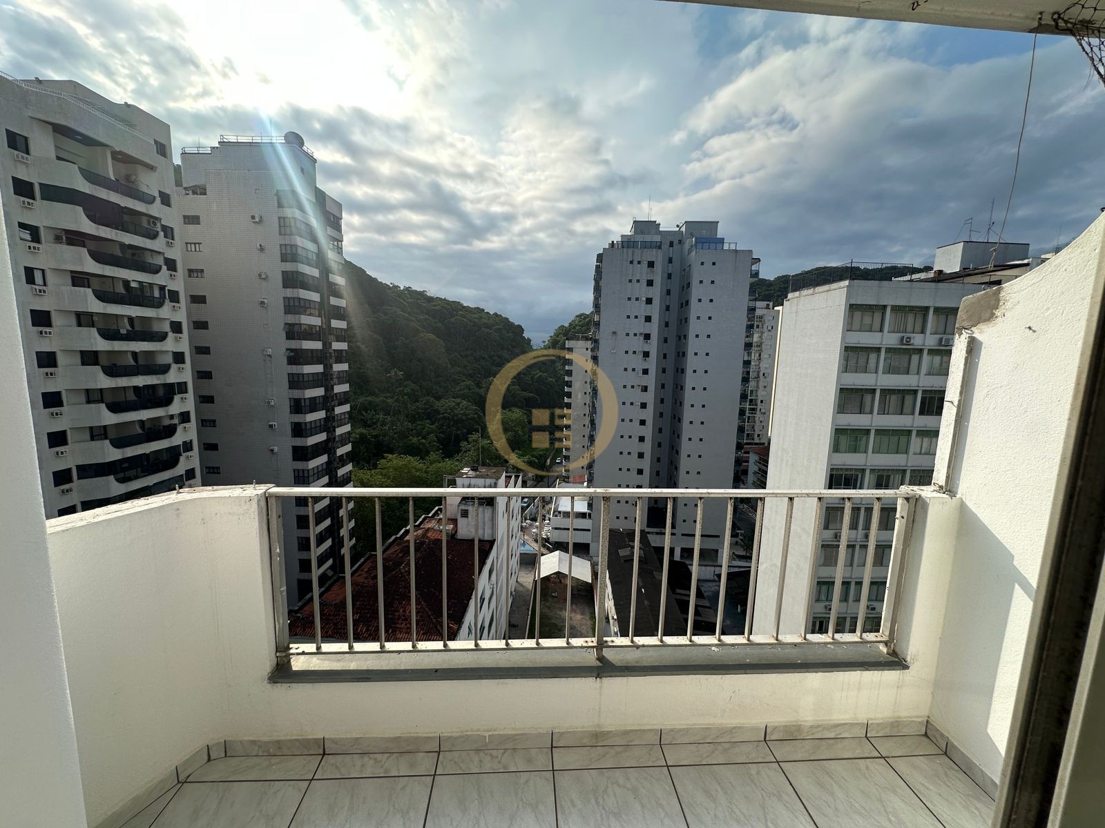 Apartamento na Praia da Pitangueiras, Guarujá-SP
