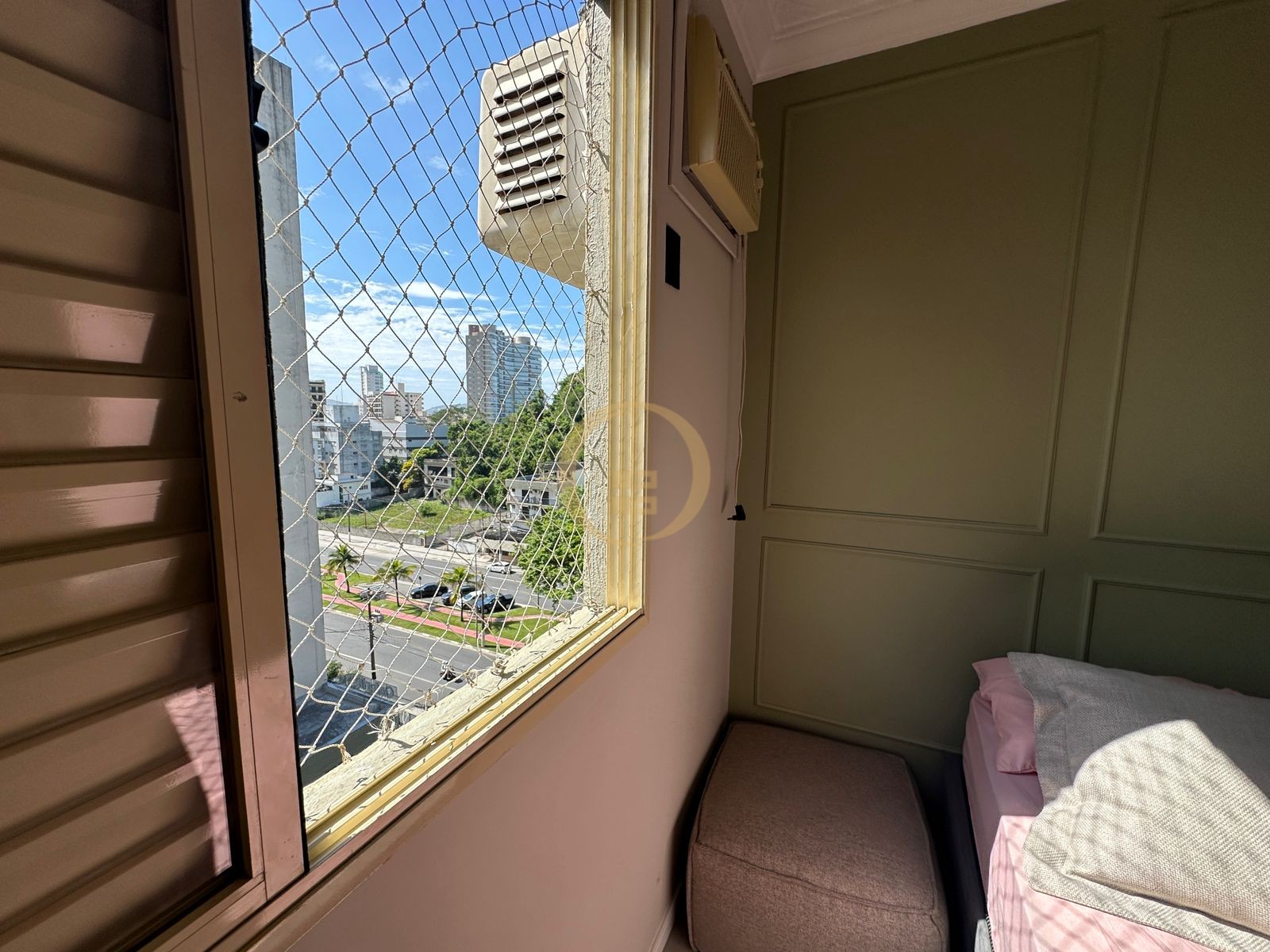 Apartamento na Praia da Enseada, Guarujá - SP
