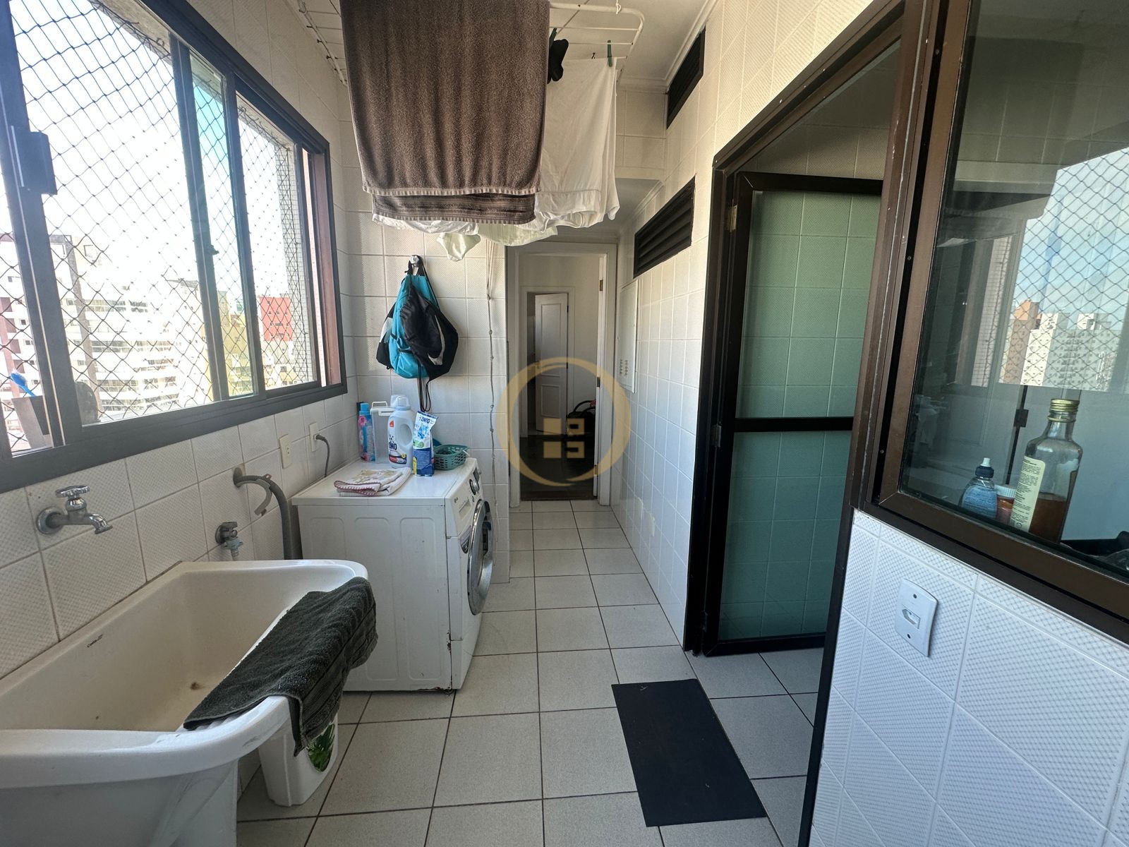 Apartamento na Praia da Pitangueiras, Guarujá - SP