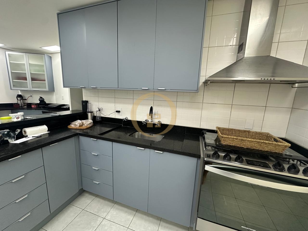 Apartamento Frente ao Mar nas Pitangueiras, Guarujá - SP